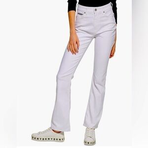 DKNY WHITE BOERUM HIGH RISE FLATE JEANS